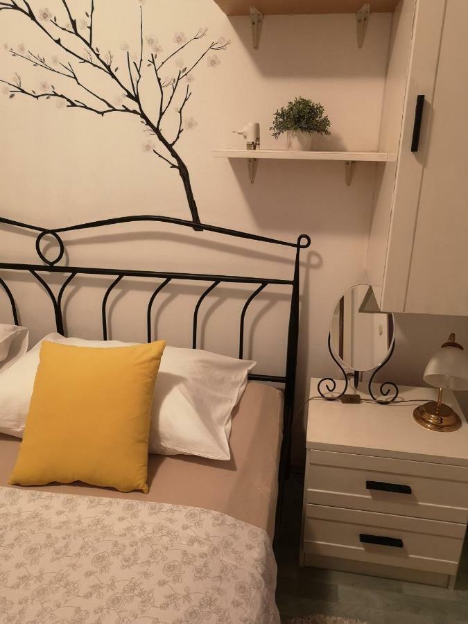 Ferienwohnung Apartman Mera Zadar Exterior foto